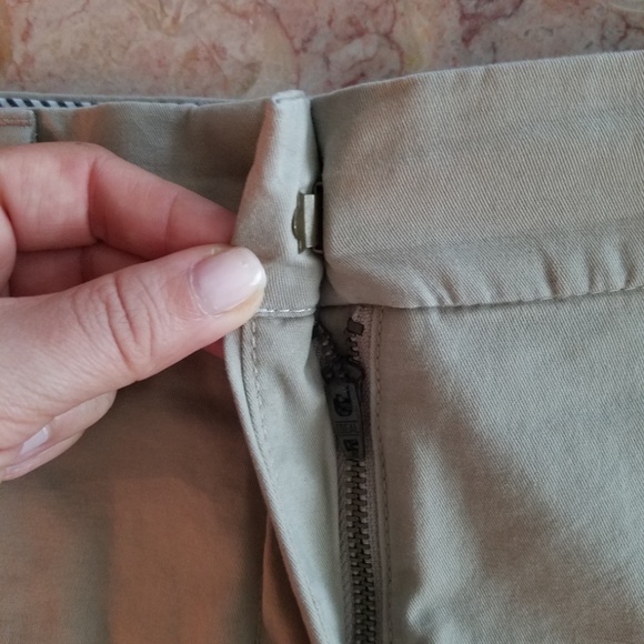 Tommy Hilfiger Khaki Shorts - Picture 2 of 5